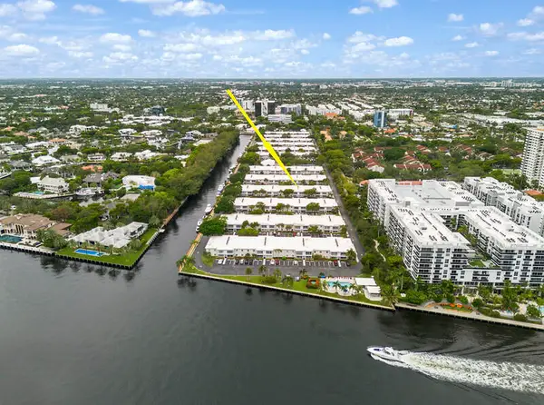 6471 Bay Club Drive #3, Fort Lauderdale, FL 33308