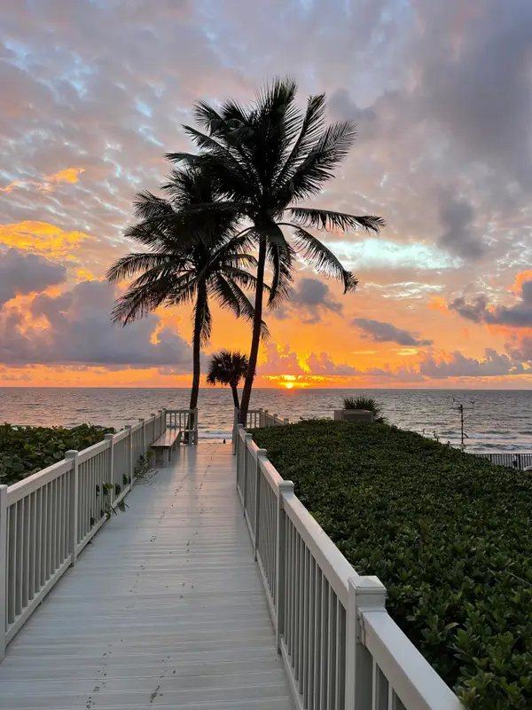 2001 N Ocean Boulevard #301, Boca Raton, FL 33431