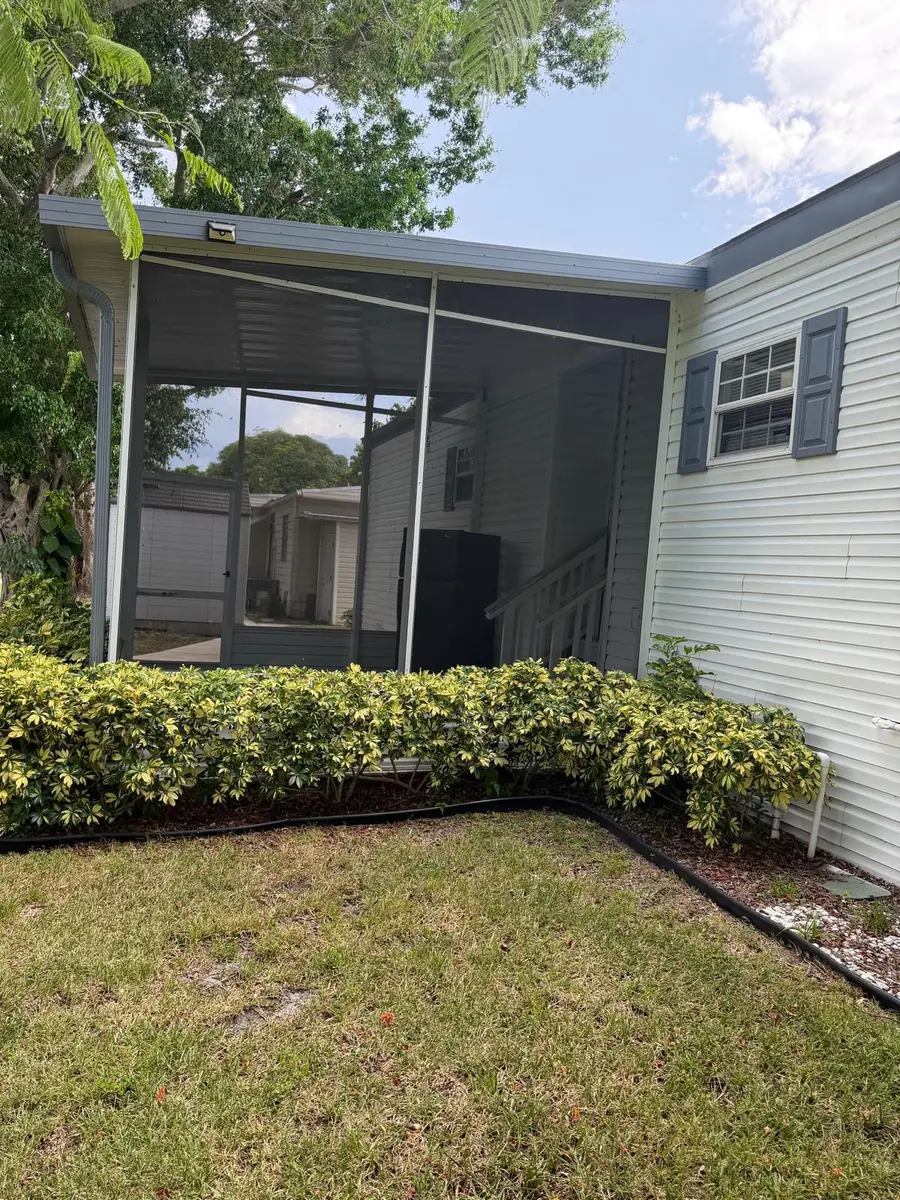2555 Pga Boulevard #303, Palm Beach Gardens, FL 33410 - #2