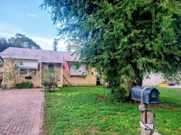 4610 Arlette Court, Lake Worth, FL 33461