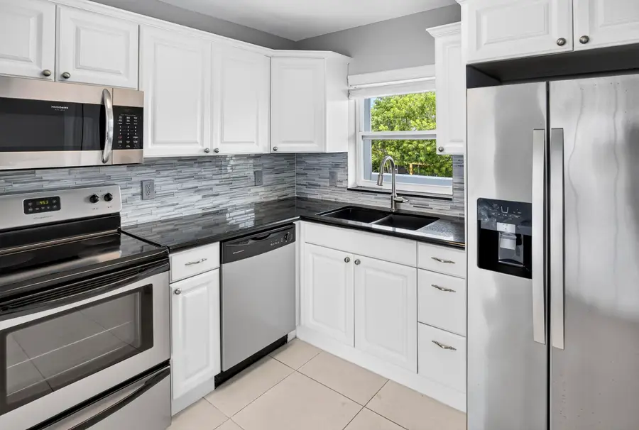 231 E Lantana Road #204, Lantana, FL 33462 - #3