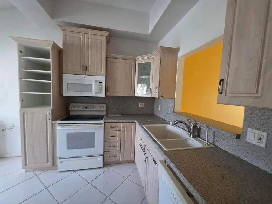 10780 Waterberry Drive, Boca Raton, FL 33498 - #2