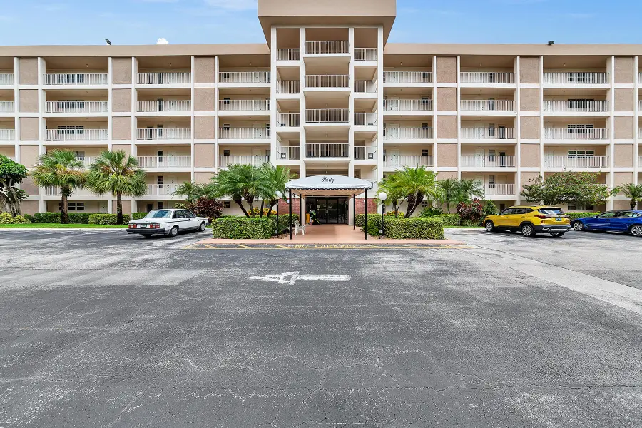 2851 S Palm Aire Drive #405, Pompano Beach, FL 33069 - #2