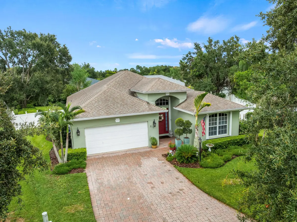 210 Champagne Court Sw, Vero Beach, FL 32968 - #1