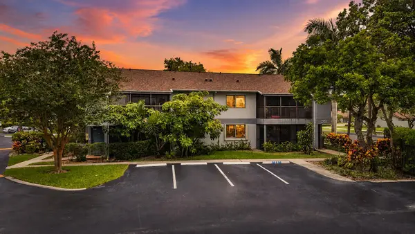 2753 S Oakland Forest Drive #102, Oakland Park, FL 33309