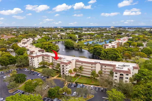 2105 Lavers Circle #403, Delray Beach, FL 33444