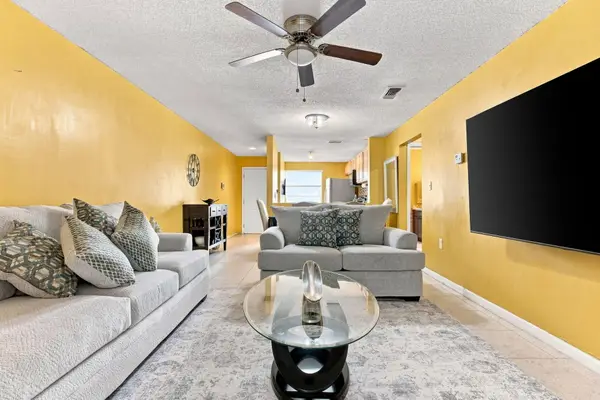2232 SW 81st Avenue, Miramar, FL 33025