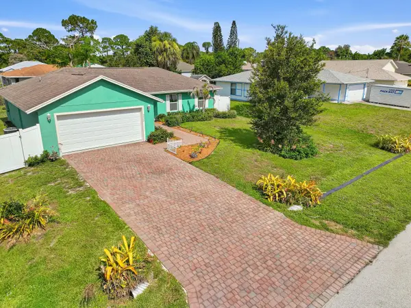 3022 SW Segovia Street, Port St Lucie, FL 34953