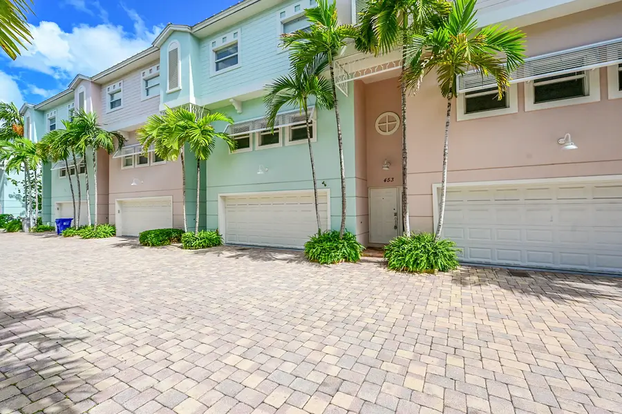 453 NE 1st Street, Pompano Beach, FL 33060 - #2