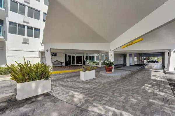 3233 NE 34th Street #214, Fort Lauderdale, FL 33308