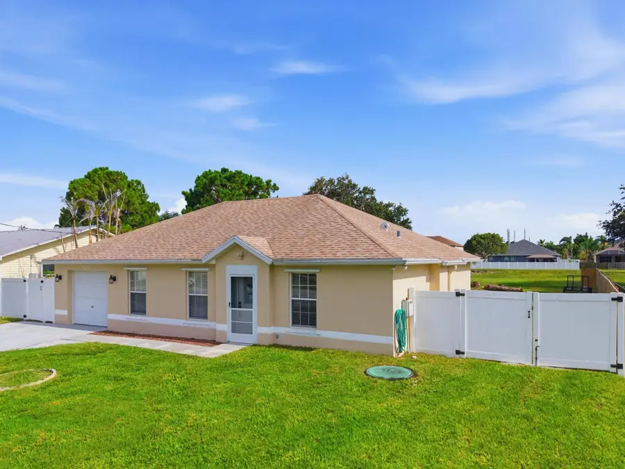 5807 NW Burri Court, Port Saint Lucie, FL 34986 - #3
