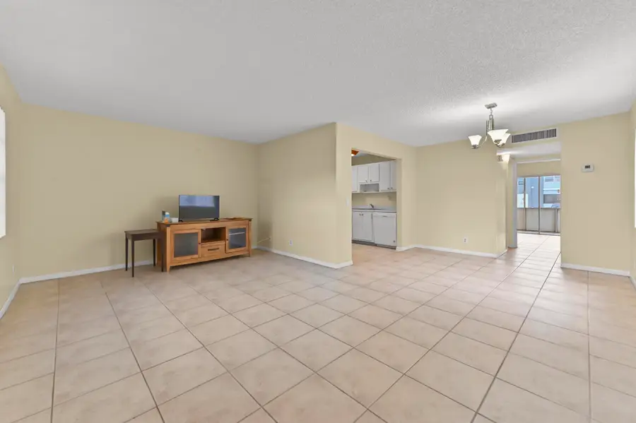 887 Normandy S, Delray Beach, FL 33484 - #3