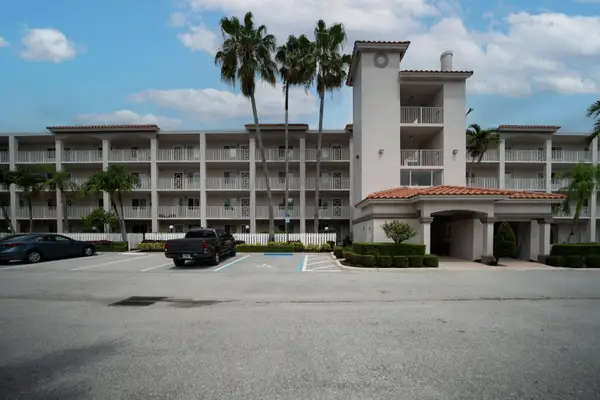 6149 Pointe Regal Circle #403, Delray Beach, FL 33484