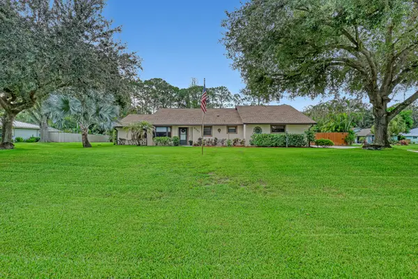 8581 SW 17th Avenue, Stuart, FL 34997