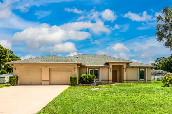 649 NE Horizon Lane, Port St Lucie, FL 34983