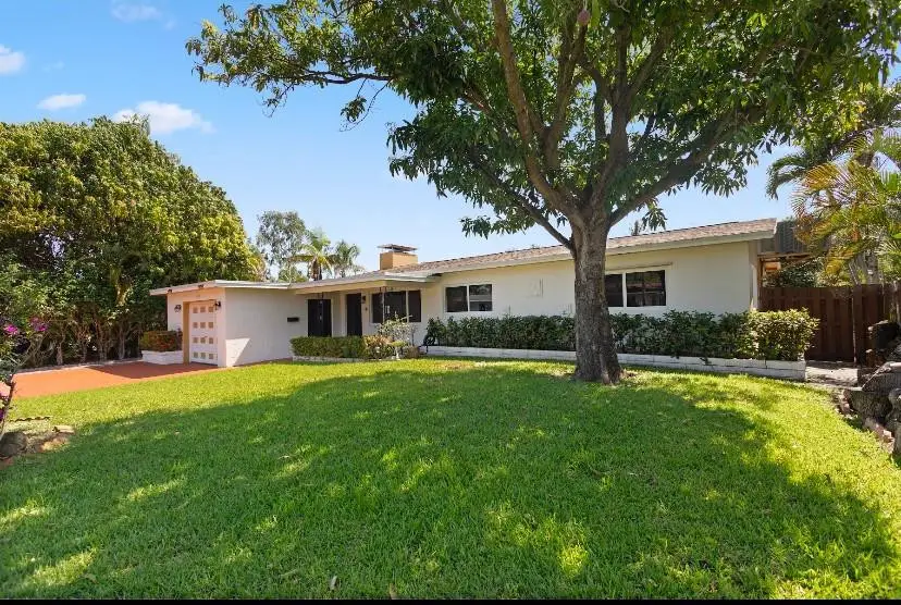 570 SE 2nd Avenue, Pompano Beach, FL 33060 - #2