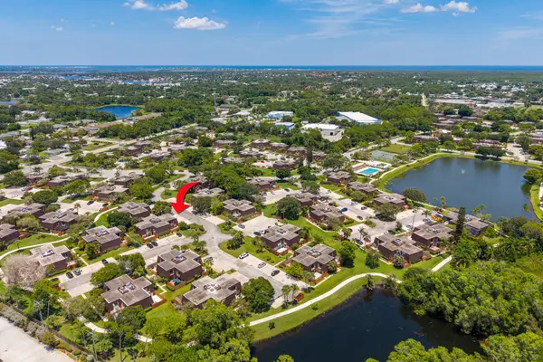 5684 SE Windsong Lane, Stuart, FL 34997