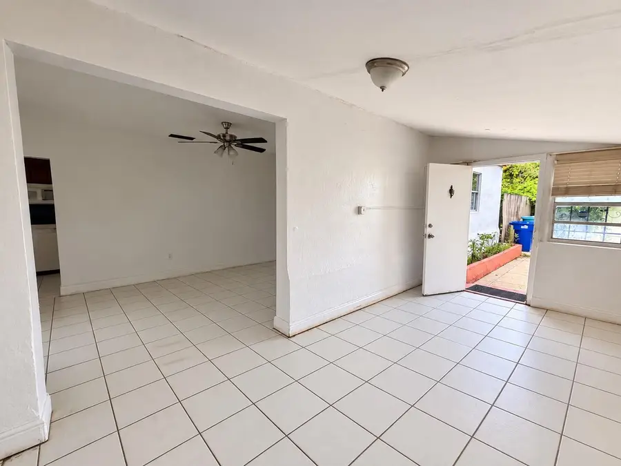 445 NE 163rd Street, Miami, FL 33162 - #3