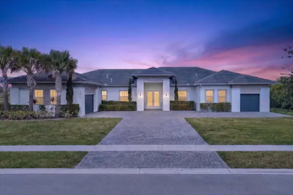 2010 Meadows Drive, Davie, FL 33324