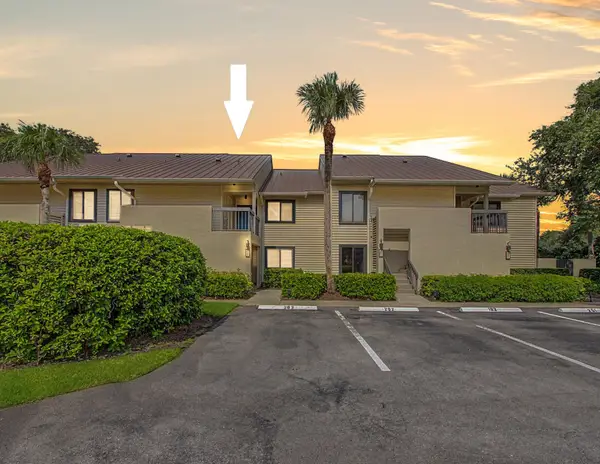 5132 SE Club Way #202, Stuart, FL 34997