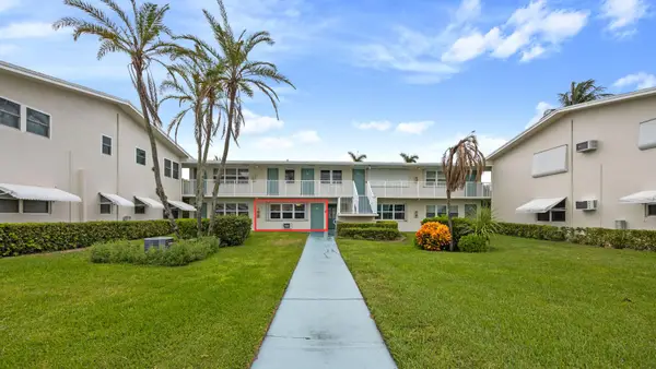 200 Horizons W #106, Boynton Beach, FL 33435