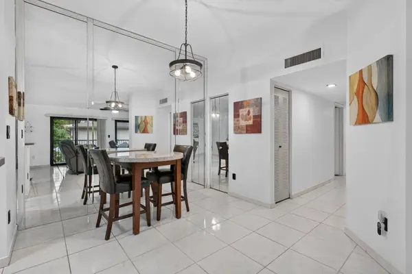 9474 S Belfort Circle #206, Tamarac, FL 33321