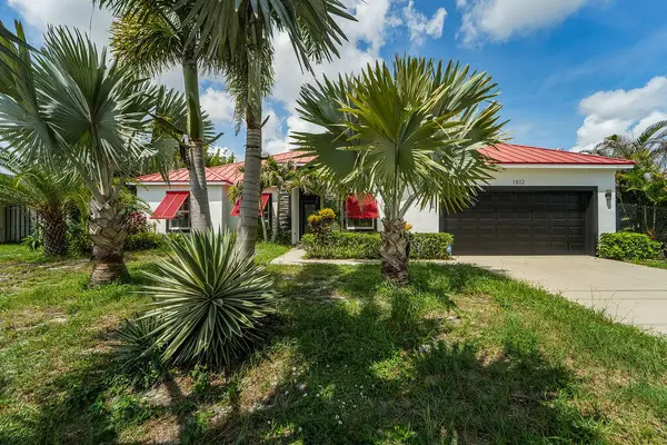 1812 SE Fallon Drive, Port St Lucie, FL 34983