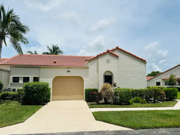 5851 Parkwalk Circle W, Boynton Beach, FL 33472