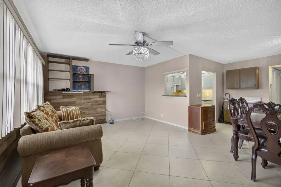 456 Southampton C, West Palm Beach, FL 33417 - #3