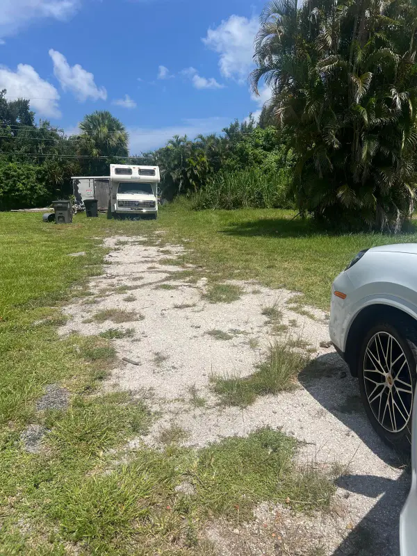 88 Sleepy Hollow Drive, West Palm Beach, FL 33415