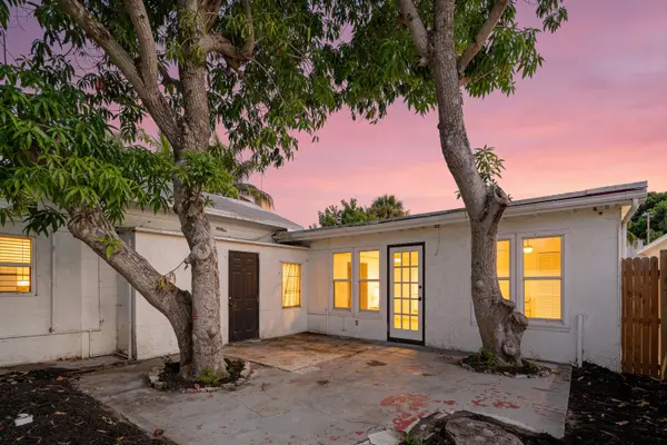 526 38th Street, West Palm Beach, FL 33407