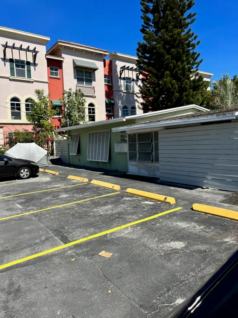 1033 NE 17th Way #605, Fort Lauderdale, FL 33304 - #1