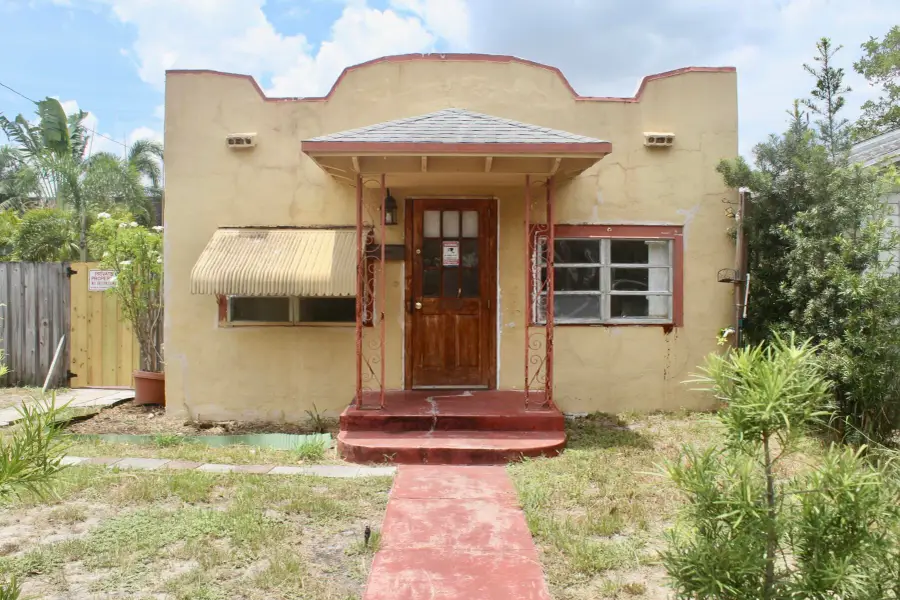 519 N J Street #1, Lake Worth Beach, FL 33460 - #2