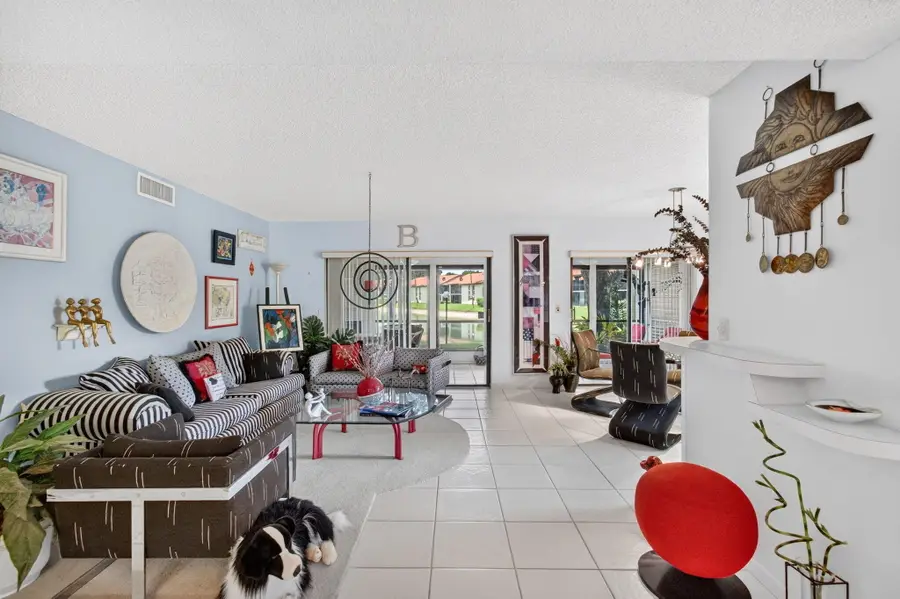 10247 N Circle Lake Drive #102, Boynton Beach, FL 33437 - #3