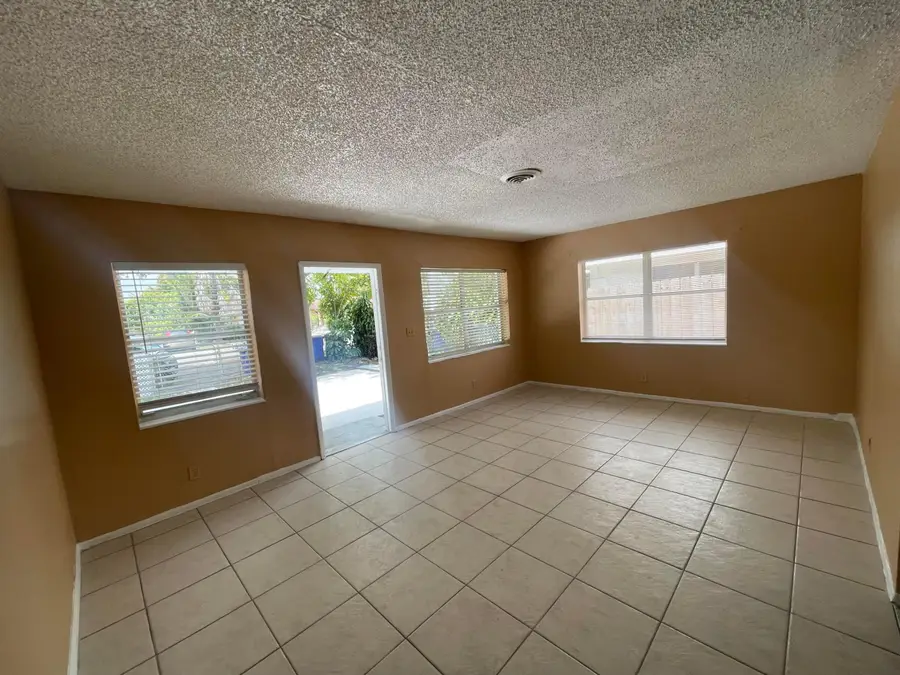 1316 NW 8th Avenue, Fort Lauderdale, FL 33311 - #3