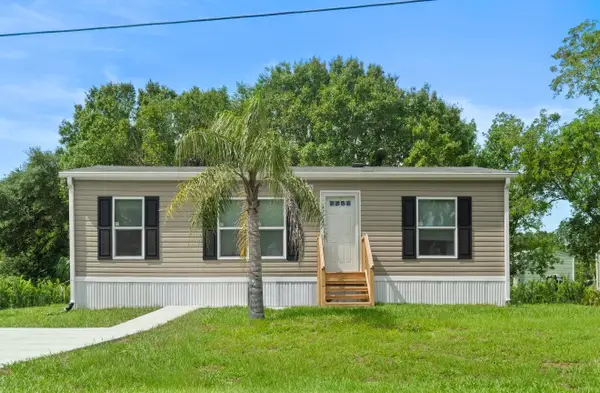 9542 SE 57th Drive, Okeechobee, FL 34974