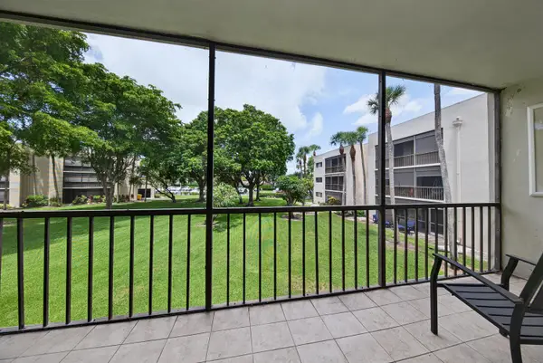 5190 Las Verdes Circle #214, Delray Beach, FL 33484