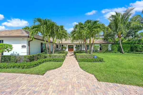 11785 Lake Shore Place, North Palm Beach, FL 33408