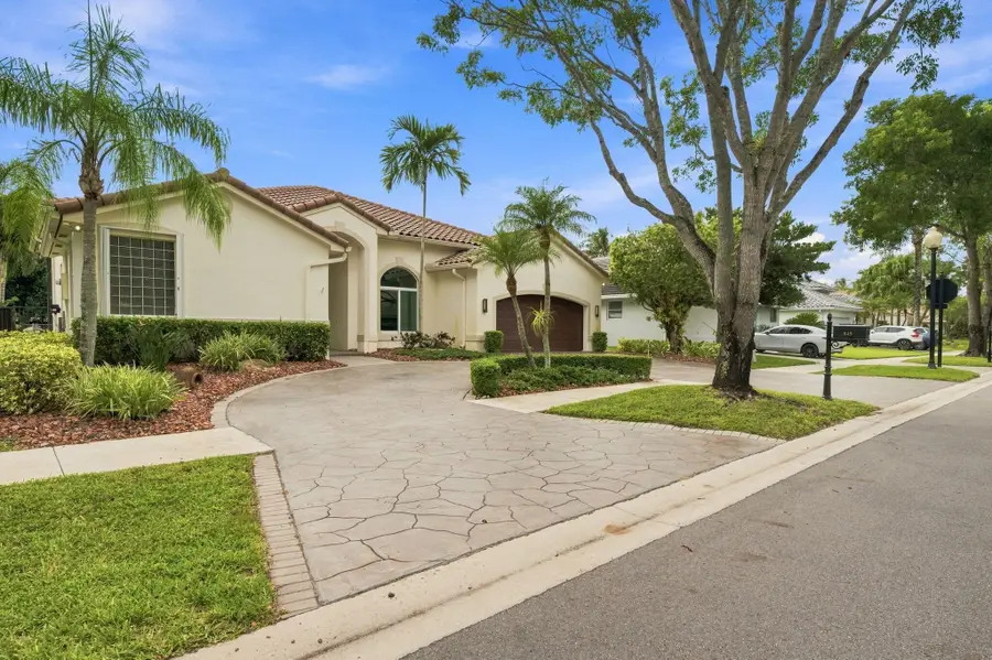 845 Bayside Lane, Weston, FL 33326 - #2