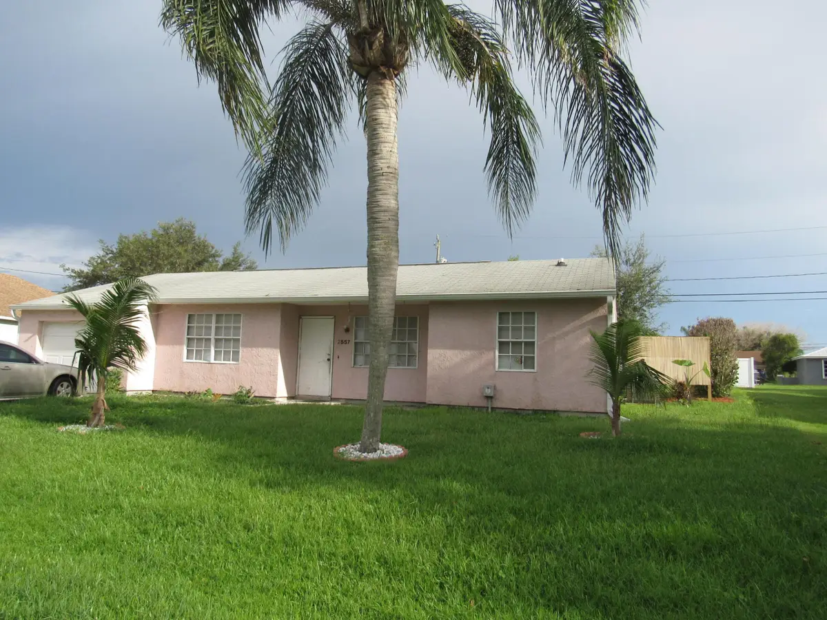 2557 SE Robin Circle, Port Saint Lucie, FL 34952 - #1