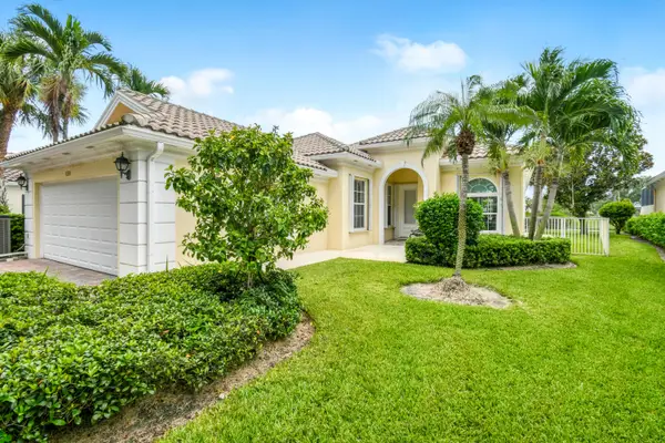 1351 St Lawrence Drive, Palm Beach Gardens, FL 33410