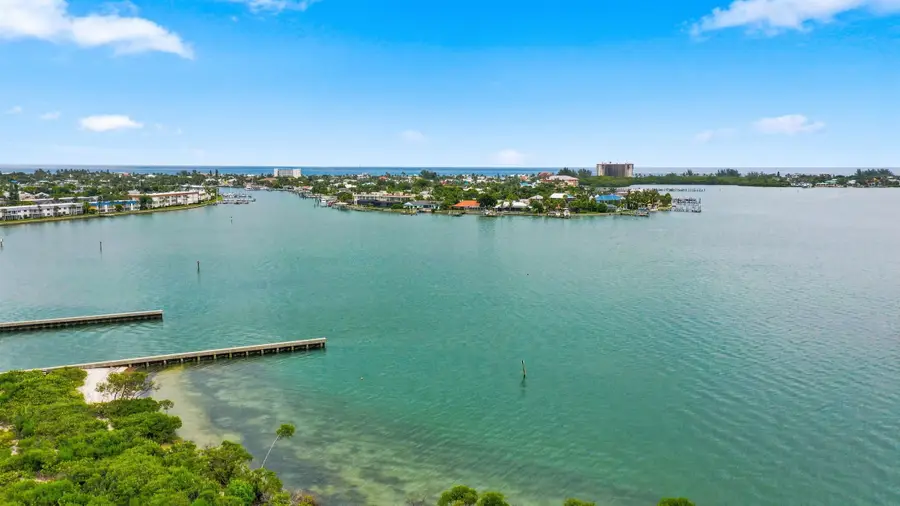 21 Harbour Isle Drive W #302, Fort Pierce, FL 34949 - #3