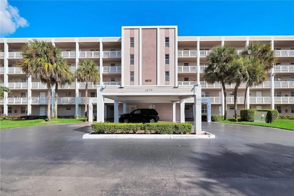 1075 Riverside Drive #303, Coral Springs, FL 33071 - #1