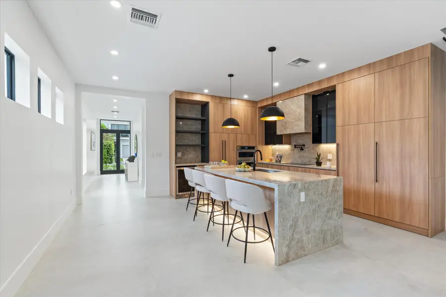 1133 NE 12th Avenue, Fort Lauderdale, FL 33304 - #3