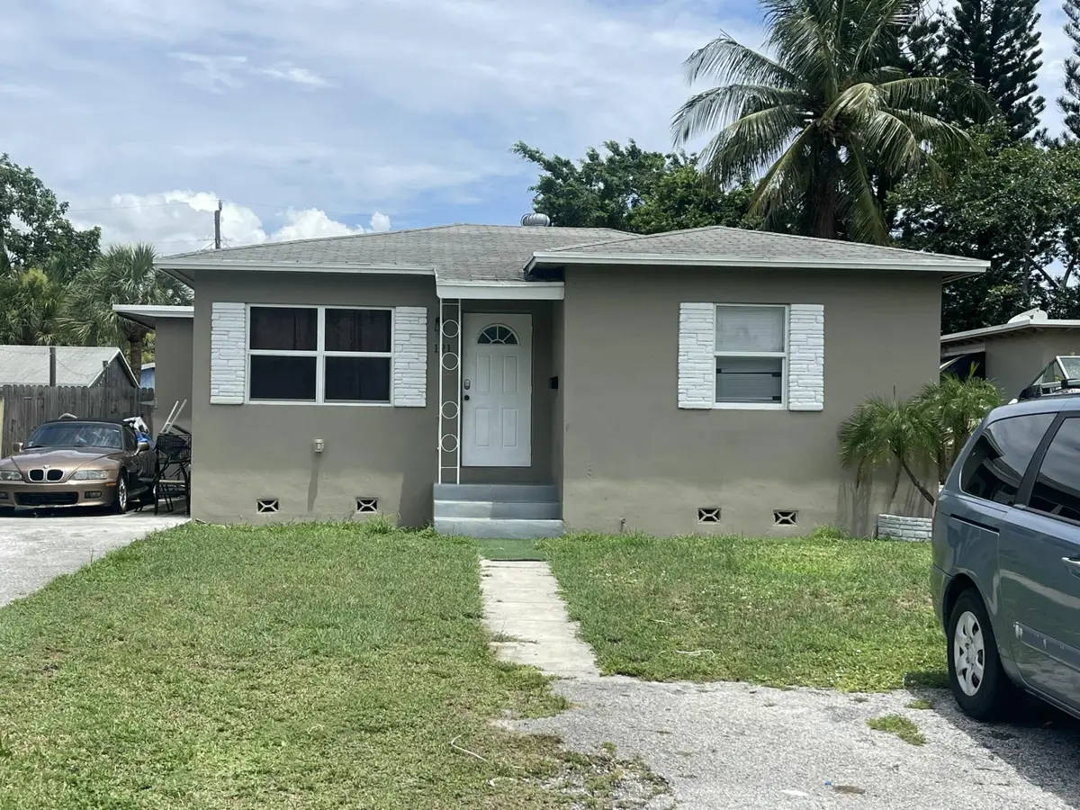 121 SE 5th Avenue, Boynton Beach, FL 33435 - #1