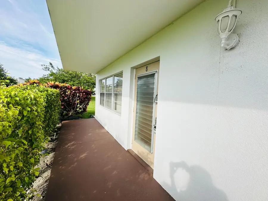8 Grantham D, Deerfield Beach, FL 33442 - #2