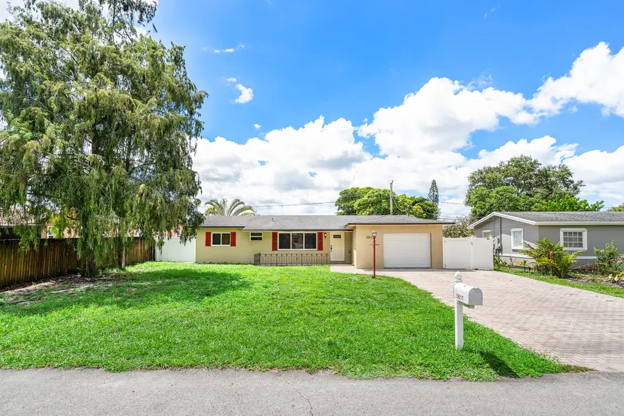 5811 SW 53rd Terrace, Davie, FL 33314 - #3