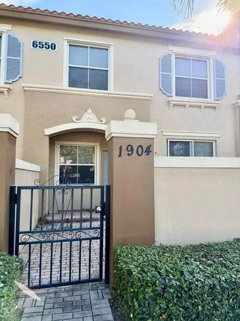 6550 Morgan Hill #1904, West Palm Beach, FL 33411