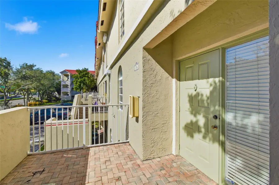 2381 NE 14th Street Causeway #206, Pompano Beach, FL 33062 - #3