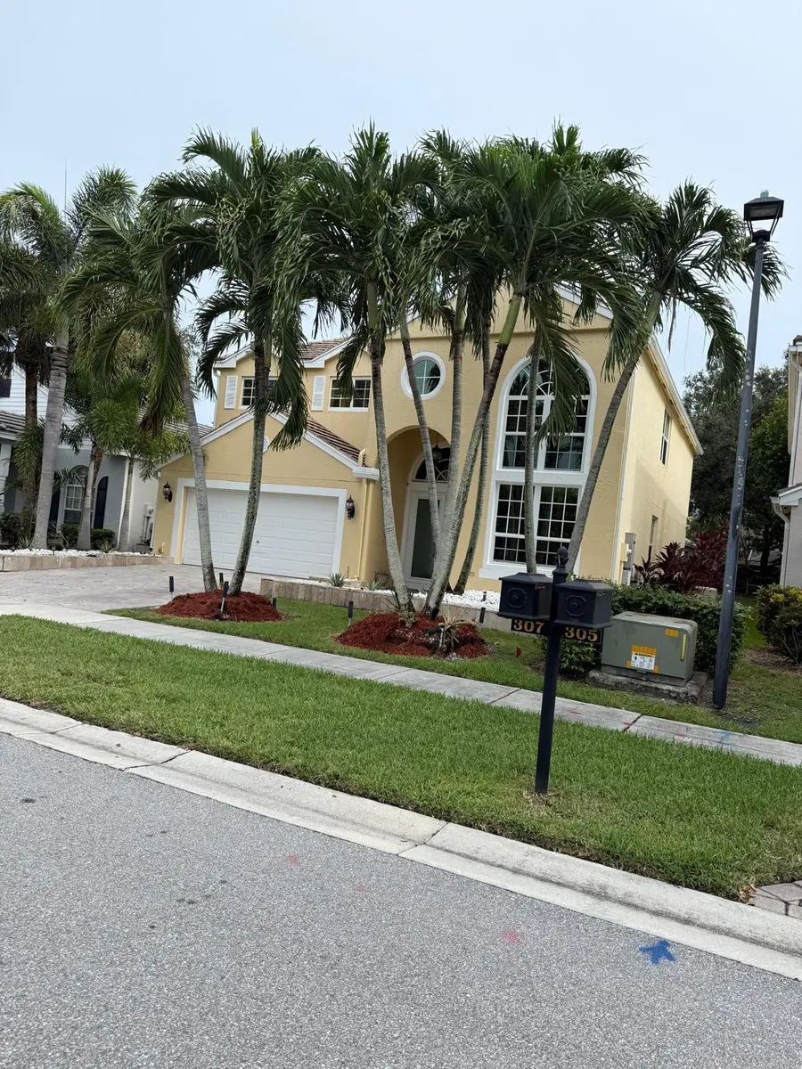 307 Berenger Walk, Royal Palm Beach, FL 33414 - #2